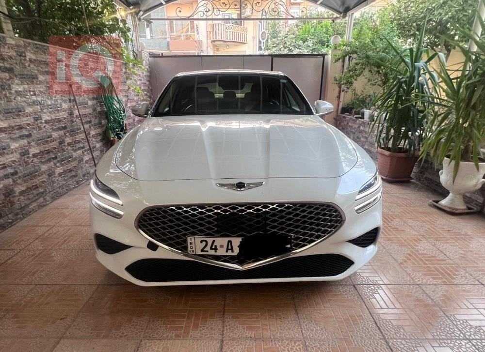 جێنسس G70